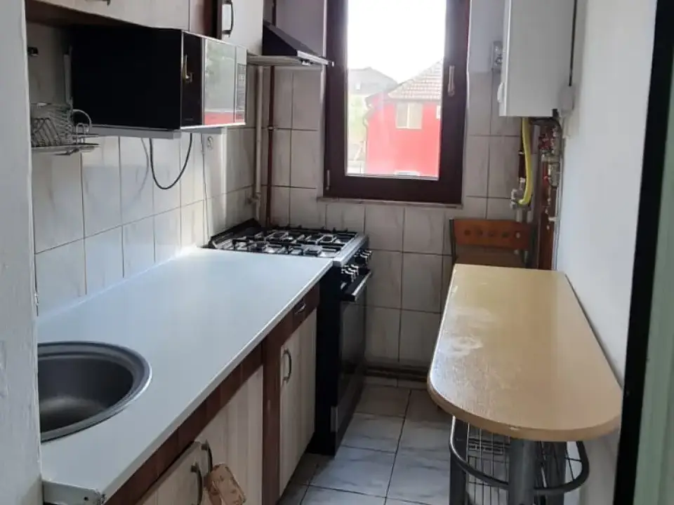 De inchiriat apartament 2 camere Arad Vlaicu-Fortuna img 8