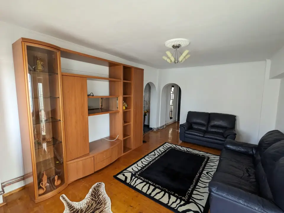 Închiriez apartament 2 camere in Arad - Podgoria img 2