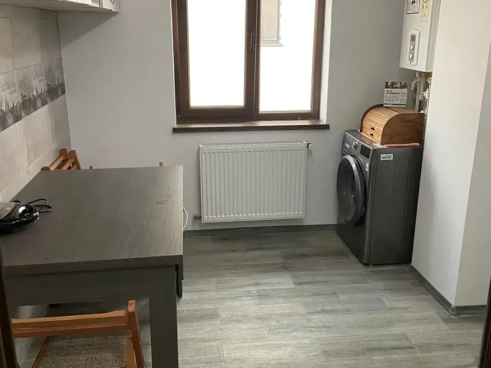 Direct proprietar vând apartament Constanta camere 2 camere  img 2