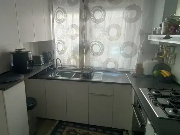 De vânzare apartament 3 camere  img 4