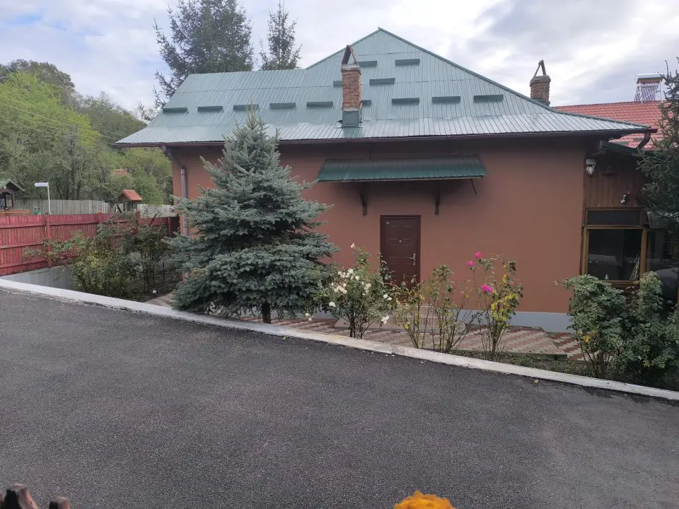 Proprietar, vand casa de vacanta, com.Malureni jud Arges, teren 2100mp img 5