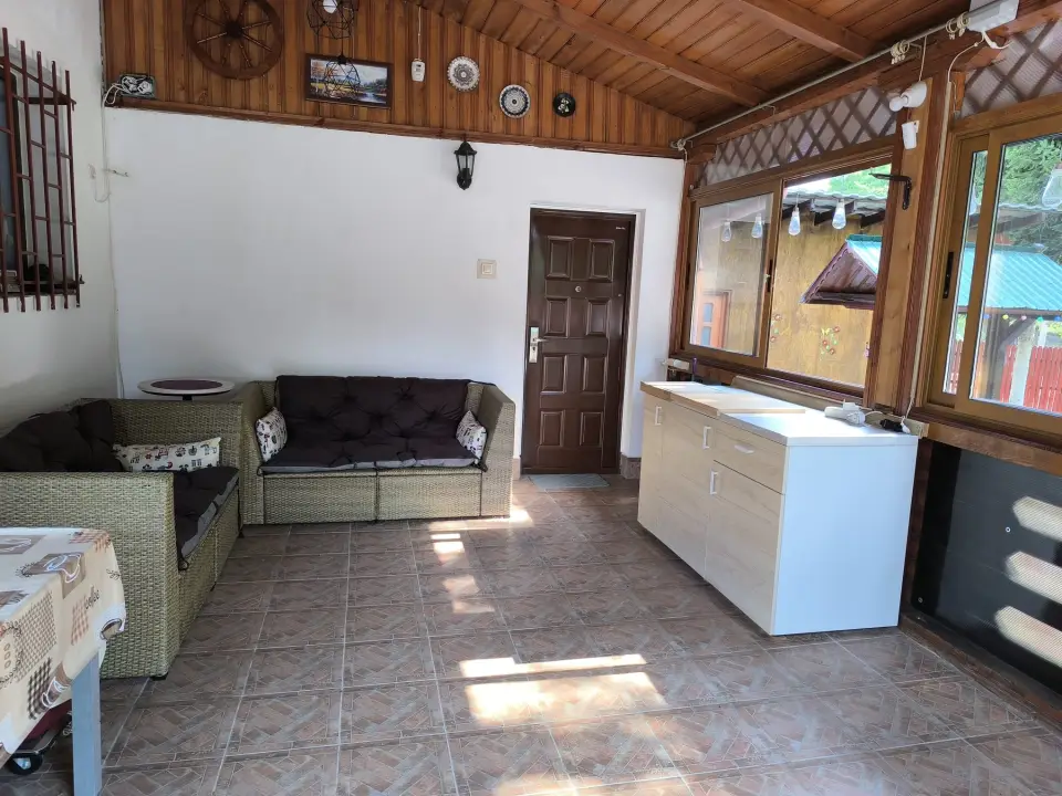 Proprietar, vand casa de vacanta, com.Malureni jud Arges, teren 2100mp img 8