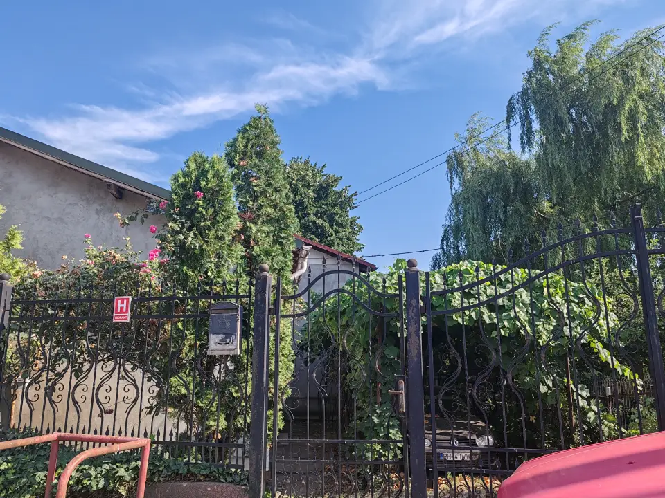 Ploiești Strada Mihai Bravu   zona Teleajan -  Casa  P+E , 1248mp  - 104mp construcție ,deschidere 12m . img 3