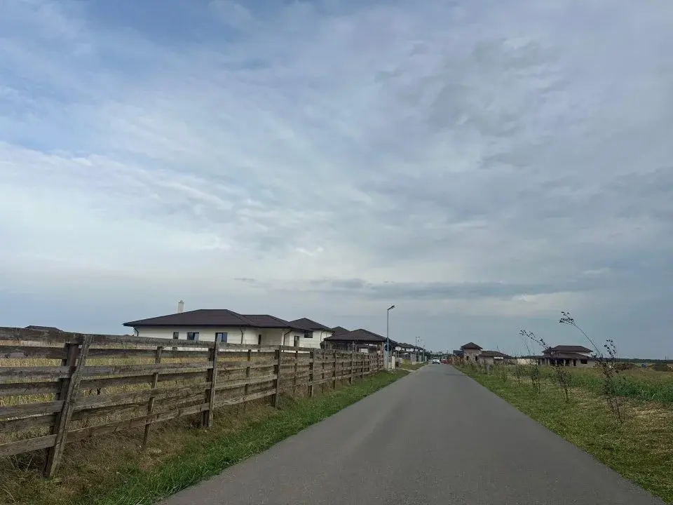 Teren Balotesti str Viilor 10300 mp cu toate utilitatile rezidential img 2