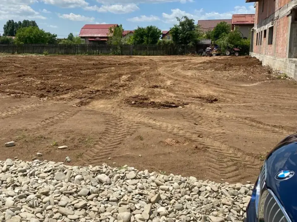 Teren Balotesti str Fieni 1250 mp vedere la Padure  img 3