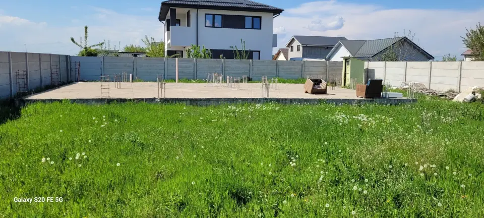 Teren intravilan de vânzare în Berceni, 660 mp principala