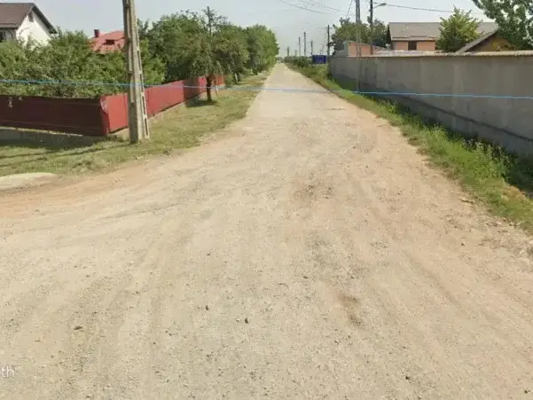 Teren Crevedia Dambovita acces de 37 m la 2 strazi intravilan img 4