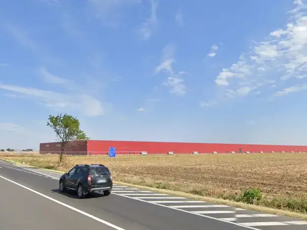 Teren la DN2 Ganeasa Sindrilita 49000 mp intre Hale construite img 2