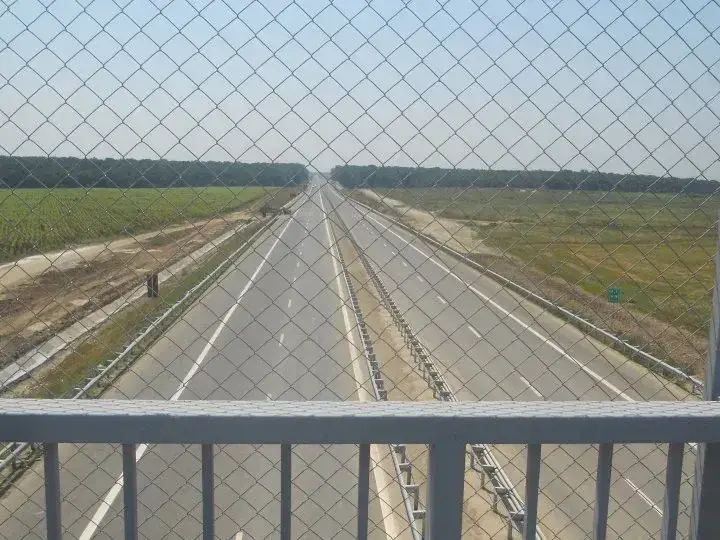 Teren Snagov 5000 mp apropiere complex Casa Vlasia latura la Padure img 3